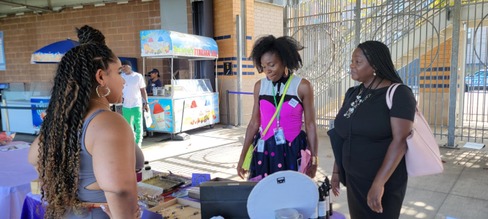 (Left to right) A vendor chats with Cannabis NYC Founding Director Dasheeda Dawson and MOE Commissioner Sideya Sherman at the showcase.