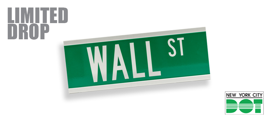 Green and white sign of Wall Street.